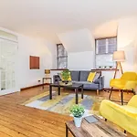 Pass The Keys 2 Beds Flat With Private Entrance In City Centre - Sleeps 4